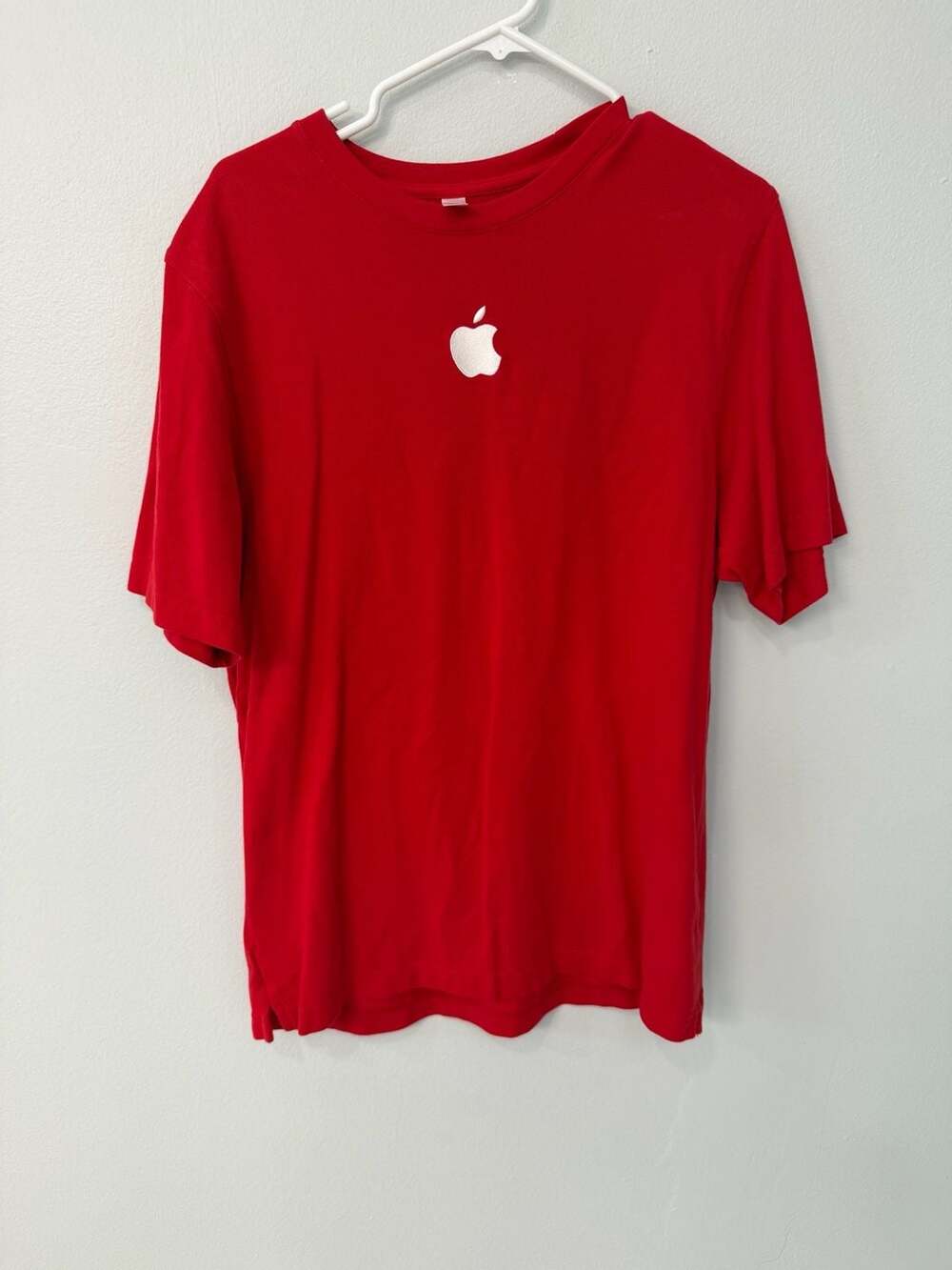 Apple Store Official Employee Embroidered Logo T-Shirt Red